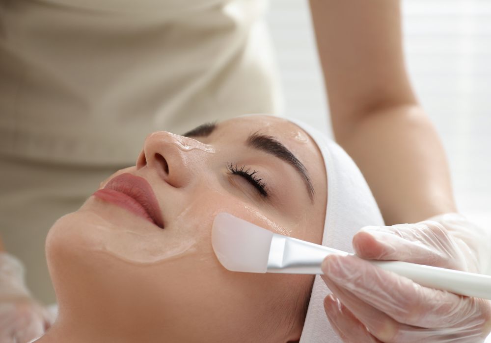 Peelings Químicos Tipos, Benefícios e Custos Médios